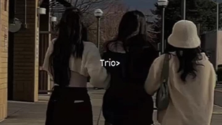 دوستی سه نفر ظاهرا قشنگه ولی یکی از اعضا ایگنور میشه:)))(((: