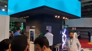 تلویزیون شهری فارسی بر در نمایشگاه ها