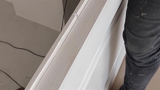 روش نصب درب اتاقی روی چهارچوب چوبی