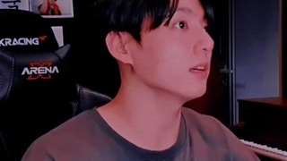 حرف زدن جونگکوک به عربی