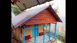 قامتگاه بومگردی جنگل چای . برای دریافت بلیط روی لینک کلیک کنید