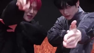 چالش تیک تاک یونجون و سوبین با آهنگ GGUM-بچه ها دیدید گفتم بعدی رو با سوبین بره رفتننننننن