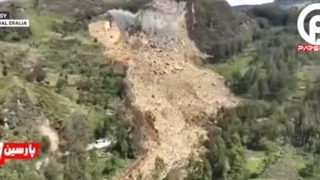 رانش زمین یک روستا را در پاپوآ گینه نو را بلعید