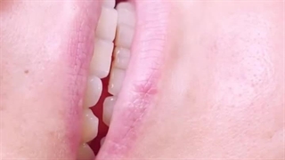 شید لب با رنگ ملایم