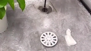 لوله بازکنی همدان،رفع بوی بد فاضلاب درهمان درآوردن اشیا از داخل لوله وچاه فاضلاب