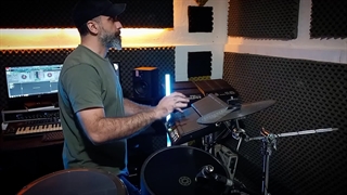 کاور آهنگ محمد علی زاده توسط حسن مهدوی با پرکاشن یاماها و سمپل کونگا