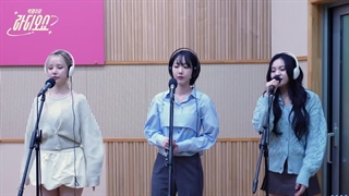 اجرا آهنگ !Shhh از VIVIZ