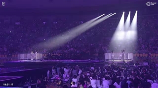 اجرای آهنگ wow از گروه آیو در کنسرت ( درخواستی ) ( کپشن رو ببینید )