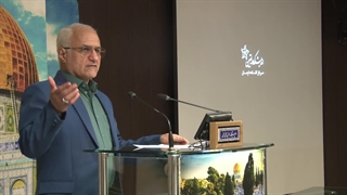 ما گروگان‌هایی هستیم که خود را آزاد می‌پنداریم!