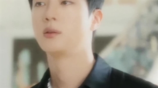 امروز کنسرت جین بود...رفتم تو لایو کنسرتش ویروس بزاره براتون میزارمش