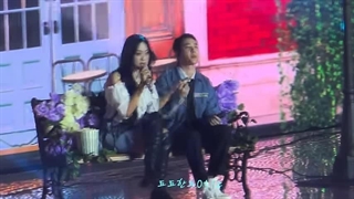 اجرای small girl و popcorn کیونگسو در مراسم KGMA