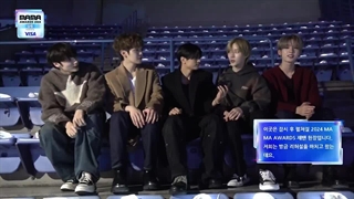 کات اسپویلر جی به همراه بومگیو و هونینگ‌کای اعضای تی‌اکس‌تی و کیم ته‌ره و هان یوجین اعضای زیروبیس‌وان برای اجرای ویژه‌ای