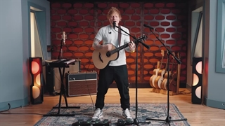 آهنگ لایو شبیه تو ازEd Sheeran - Shape Of You - (Sheeran Looper X performance)