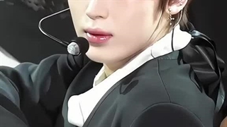 همگی بیاید کپشن لطفا