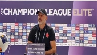 سید جلال حسینی: بعضی بازیکنان اشتباهاتی دارند که در حد اسم تیم ما نیست.