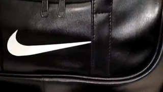 ساک ورزشی چرم نایکی