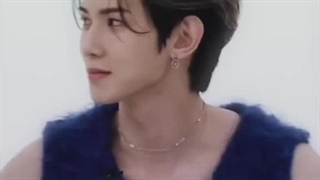 ترکیب یوسانگ با آهنگ لسرافیم +_+, کپشن میشه¿