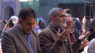 زیارت با زبانِ دل / اینجا سکوت هم شنیده می‌شود ...