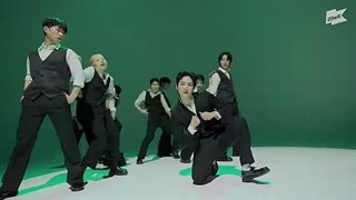 اجرای Crash جی بی از آلبوم Road Runner در SuitDance