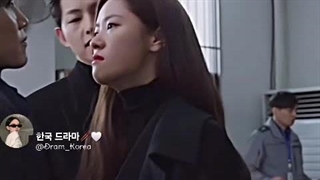 بعله دیگه باید یاد بگیرید با لیدی وینچنزو درست رفتار کنیدد:)