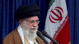 امام خامنه ای مدظله العالی: دلیل حضور ایران در سوریه