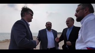 بازدید دکتر محمودی مدیرعامل صندوق بازنشستگی کشوری و هیئت همراه از مگا پروژه توسعه پلیمر کنگان رفع غبغب