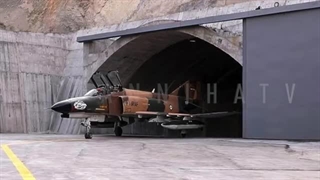 داخل بزرگترین و مرموزترین پایگاه شکاری زیر زمینی ایران چه خبرهعقاب ۴۴