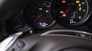 کارشناسی خرید پورشه پانامرا: نکات مهم برای بررسی کیلومتر واقعی و وضعیت خودرو