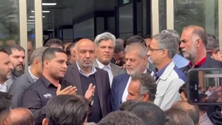 حضور وزیر کار در بین کارگران پتروشیمی‌های ماهشهر و شنیدن صحبت‌ها و دغدغه‌هایشان