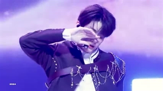 صلوات چندم بود؟! فنکم سوبین در اجرای Deja-vu تور act:promise سئول| کپشن فوق مهم و حیاتی