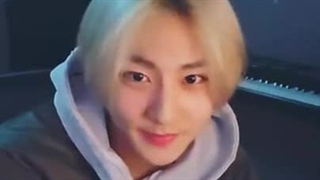 لایو ویورس جونگوون 2025/02/19 + زیرنویس فارسی