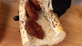 فلافل قارچ و پنیر رو خیلی راحت درست کن (خفن‌ترین طعم فلافل)