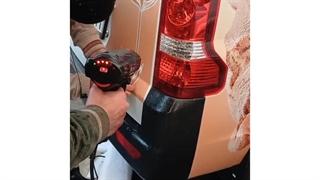 استیکر ماشین