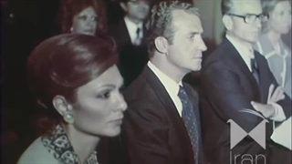 بازدید محمدرضا شاه پهلوی و شهبانو فرح از موزه نگارستان به همراه خوان کارلوس و خاندان سلطنتی اسپانیا