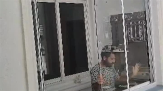 شیشه ی جام بالکنی