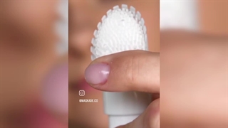 فوم شستشو صورت براش دار مویام