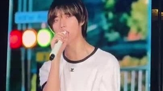 نحوه رای دادن به بومگیو توی برنامه Mnet در کپشن