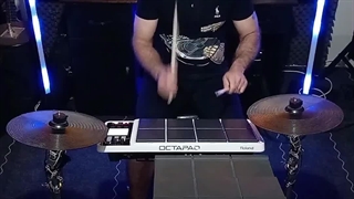 اجرای ریتم بندری جدید از گروه دویار توسط حسن مهدوی با پرکاشن و جیمبی