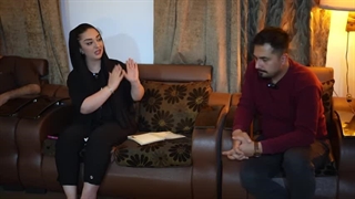 این زن با پسر شیطان به نام مره رابطه داره 