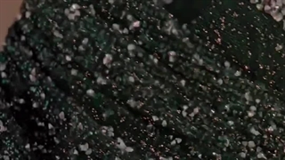 لباس مجلسی دکلته سبز در بهترین مزون لباس مجلسی