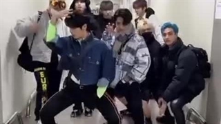 اسکیز مومنت قسمت ۱ ❤️ Stray kids