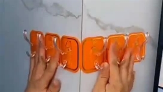 آویز چسبی طرح دار