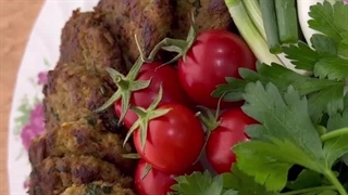 طرز تهیه کتلت بادمجان خوشمزه و مجلسی | کتلت بادمجون با گوشت چرخ‌کرده