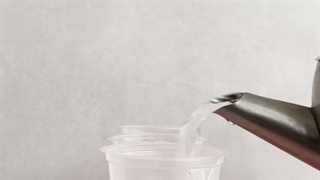 مقومت در برابر دمای لیوانهای ۱۸۰