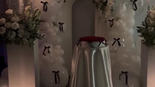 بادکنک آرایی لارادیزاین | سایت بهترین در مشهد