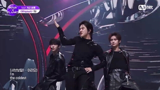 اجرای WHIPLASH در BOYS ll PLANET