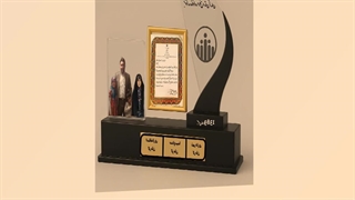 درخشش خانواده‌ای از تبار ایثار در جشنواره خانواده برتراستان کرمان؛ علی مهدیزاده و همسرش الگویی ازصلابت، عشق و پایبندی به ارزش‌ها