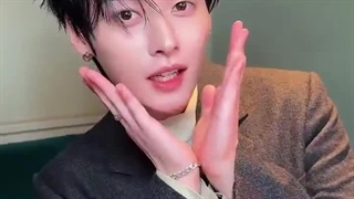 مینهو: اون پسره کیوته رو نگا