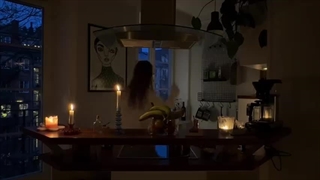 تصورم از یه آپارتمان تو پاریس این شکلیه :)