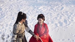 رقص در برف آرتور و دلربا